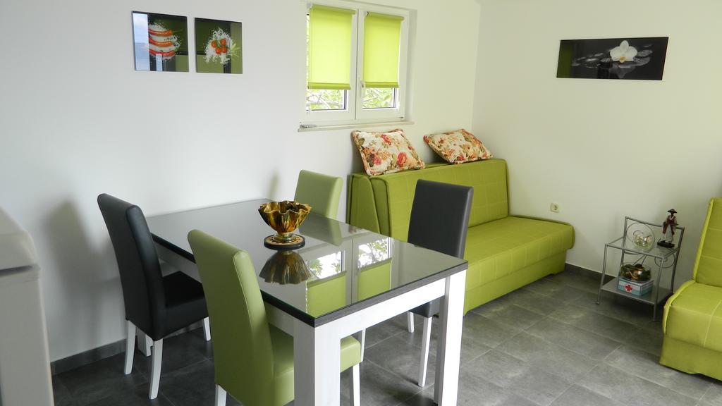 Apartmani Marinovic 포드고라 외부 사진