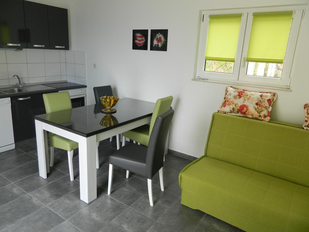 Apartmani Marinovic 포드고라 외부 사진