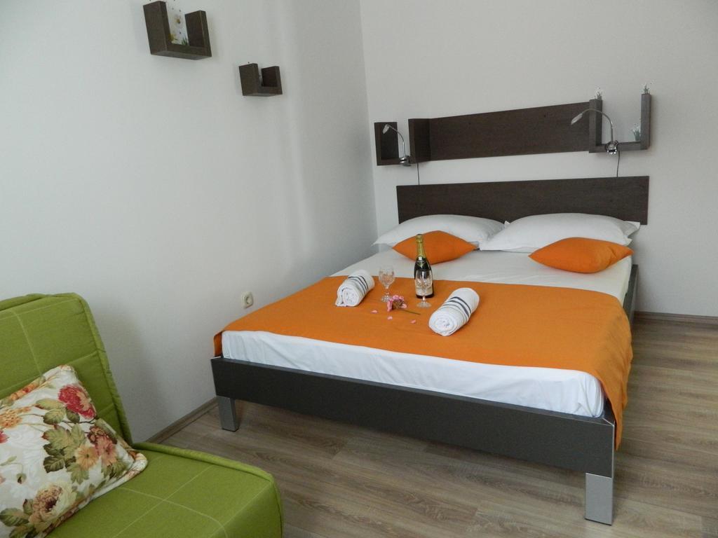 Apartmani Marinovic 포드고라 외부 사진
