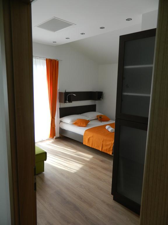Apartmani Marinovic 포드고라 외부 사진