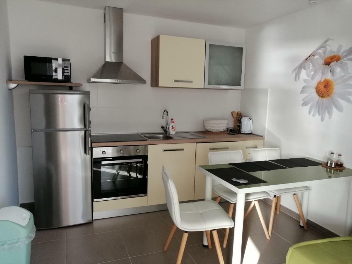 Apartmani Marinovic 포드고라 외부 사진