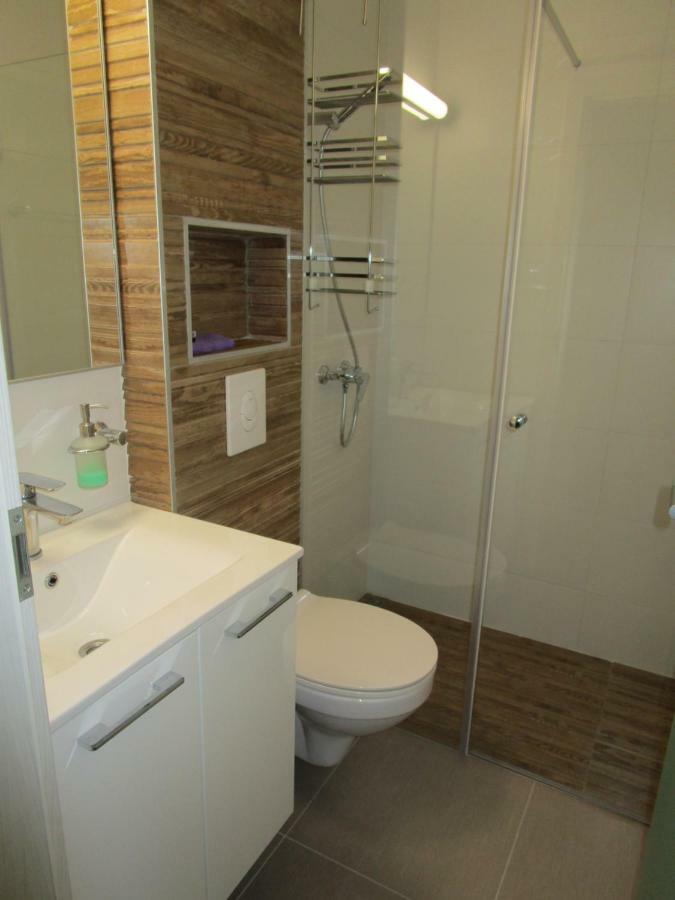Apartmani Marinovic 포드고라 외부 사진